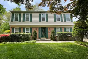 1816 Midlothian Ct, Vienna, VA 22182 - Photo 1