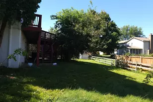 13824 Poplar Tree Rd, Chantilly, VA 20151 - Photo 2