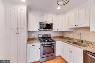 11710 Scooter Lane #7, Fairfax, VA 22030 - Photo 4