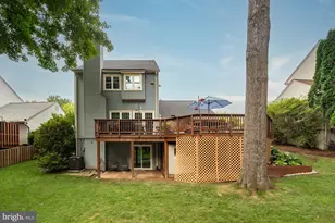 10008 Beacon Pond Ln, Burke, VA 22015 - Photo 20