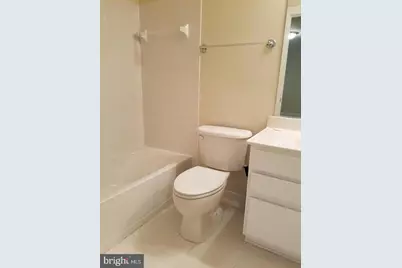 5985 Meadow Brook Drive, Burke, VA 22015 - Photo 10