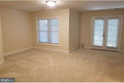 5985 Meadow Brook Drive, Burke, VA 22015 - Photo 8