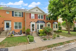 6614 Sky Blue Ct, Alexandria, VA 22315 - Photo 4