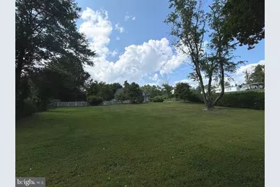 10024 Colvin Run Road, Great Falls, VA 22066 - Photo 4