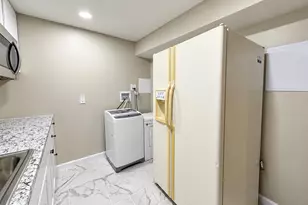 6762 Bronze Post Rd, Centreville, VA 20121 - Photo 16