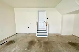 3381 Beechcliff Dr, Alexandria, VA 22306 - Photo 38