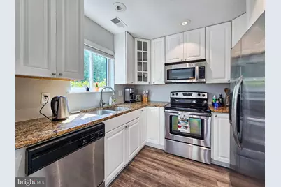 1981 Villaridge Drive, Reston, VA 20191 - Photo 6