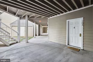 14317 Climbing Rose Way, Centreville, VA 20121 - Photo 4