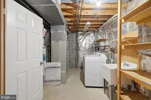 14142 Honey Hill Ct, Centreville, VA 20121 - Photo 36