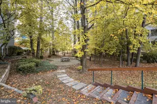 12004 Taliesin Pl, Reston, VA 20190 - Photo 6