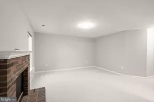 2477 Sugar Mill Way, Herndon, VA 20171 - Photo 8