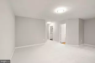 2477 Sugar Mill Way, Herndon, VA 20171 - Photo 6