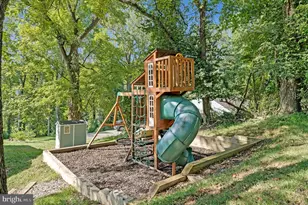 1048 Bellview Rd, McLean, VA 22102 - Photo 48