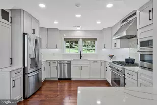 1048 Bellview Rd, McLean, VA 22102 - Photo 12