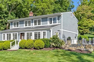 1048 Bellview Rd, McLean, VA 22102 - Photo 2