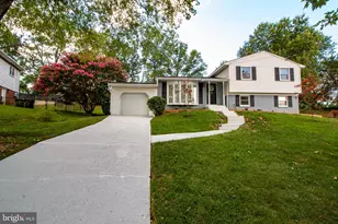 6120 Squire Ln, Alexandria, VA 22310 - Photo 1