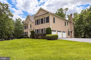 5841 Saddle Downs Pl, Centreville, VA 20120 - Photo 14