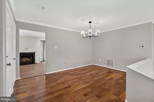 3957 Rosebay Ct, Fairfax, VA 22033 - Photo 8