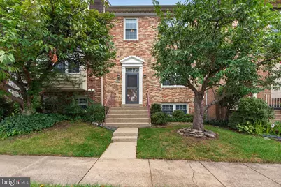 3957 Rosebay Court, Fairfax, VA 22033 - Photo 2