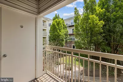 9486 Virginia Center Boulevard #218, Vienna, VA 22181 - Photo 2