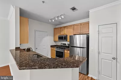 9486 Virginia Center Boulevard #218, Vienna, VA 22181 - Photo 4