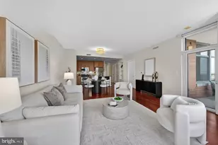 8220 Crestwood Heights Dr, McLean, VA 22102 - Photo 2