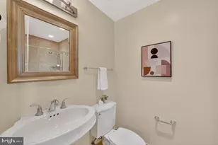 8220 Crestwood Heights Dr, McLean, VA 22102 - Photo 8