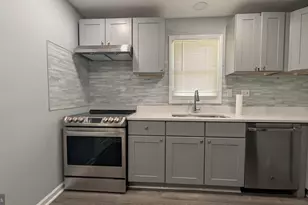 7104 Judith Ave, Alexandria, VA 22315 - Photo 2