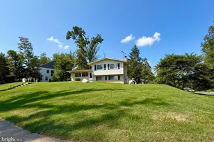 7700 Glenister Dr, Springfield, VA 22152 - Photo 24
