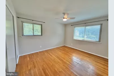 7700 Glenister Drive, Springfield, VA 22152 - Photo 10