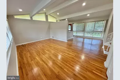7700 Glenister Drive, Springfield, VA 22152 - Photo 2