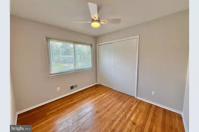 7700 Glenister Drive, Springfield, VA 22152 - Photo 12