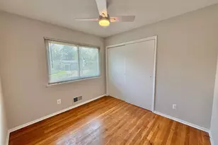 7700 Glenister Dr, Springfield, VA 22152 - Photo 12