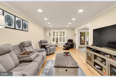 2040 Hopewood Drive, Falls Church, VA 22043 - Photo 14