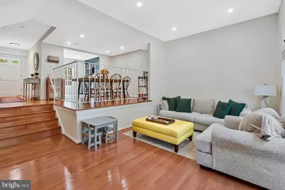 2434 Windbreak Drive, Alexandria, VA 22306 - Photo 2