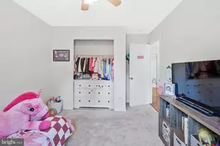 2434 Windbreak Dr, Alexandria, VA 22306 - Photo 16