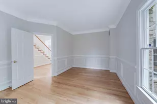 9395 Wolf Trap Creek Ct, Great Falls, VA 22066 - Photo 18