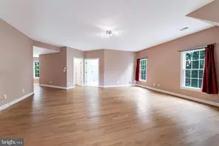 9395 Wolf Trap Creek Ct, Great Falls, VA 22066 - Photo 40
