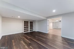 9395 Wolf Trap Creek Ct, Great Falls, VA 22066 - Photo 62