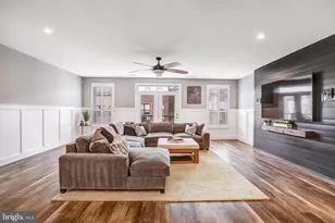 1662 Bandit Loop, Reston, VA 20190 - Photo 4