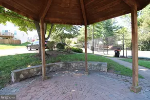 5706 Heritage Crossing Ct, Centreville, VA 20120 - Photo 16