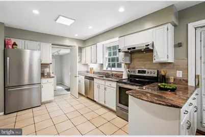 11151 Conestoga Court, Oakton, VA 22124 - Photo 10