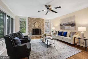 11151 Conestoga Ct, Oakton, VA 22124 - Photo 2