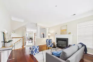 11626A Cavalier Landing Ct, Fairfax, VA 22030 - Photo 2