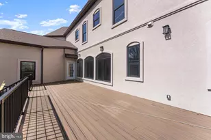 7301 Calvert St, Annandale, VA 22003 - Photo 100