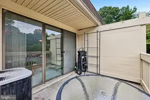 5765 Rexford Ct, Springfield, VA 22152 - Photo 24
