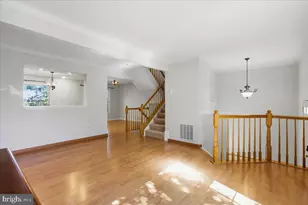 14523 Sully Lake Ct, Centreville, VA 20120 - Photo 8