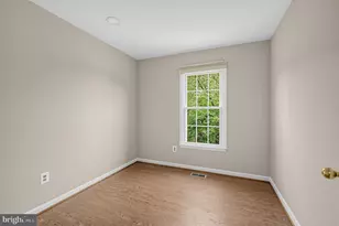 8893 Eagle Rock Ln, Springfield, VA 22153 - Photo 16