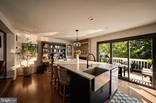 12091 Edgemere Cir, Reston, VA 20190 - Photo 6