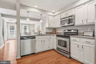 1657 Fieldthorn Dr, Reston, VA 20194 - Photo 12